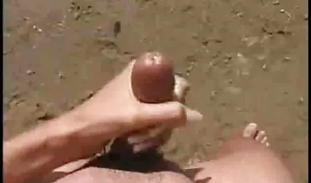 โคตรโดยไม่มี คลิป วิดีโอ sex undressing กางเกงของเธอ
