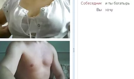 ภรรยาใส่ลูกไม้กางเกงในและนั่งบนสมาชิก หนัง วิดีโอ โป