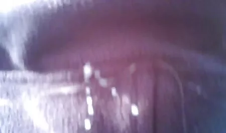 Busty ญิงในอาบน้ำเล่นกับ vibrator วิดีโอ หนัง โป็