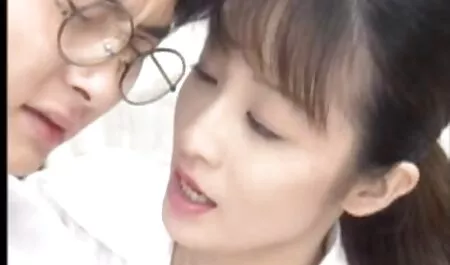 เลสเบี้ยนได้เร็วสูบบุหรี่ในห้อง วิดีโอ หนัง เอก